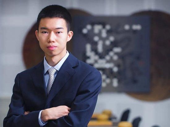 两对情侣的热点